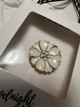 Load image into Gallery viewer, Gardinia