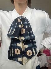 Load image into Gallery viewer, Lizzie - Ikat Blue