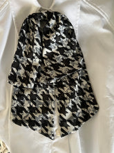 Load image into Gallery viewer, Lizzie - Houndstooth Black & White