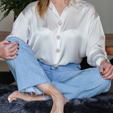 Load image into Gallery viewer, Pearly Queen - more colours