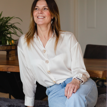 Load image into Gallery viewer, Pearly Queen - more colours