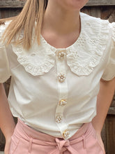 Load image into Gallery viewer, unique pearl jewellery