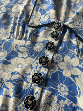 Load image into Gallery viewer, Black Cat - more colour options