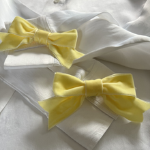 Load image into Gallery viewer, Pair of Velvet Button Cover Bows - Buttered Toast (Yellow)
