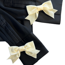 Load image into Gallery viewer, Pair of Velvet Button Cover Bows - Piano Key (Cream/Ivory)
